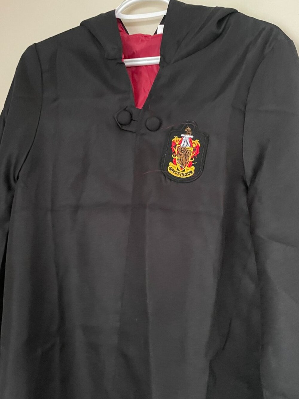 Harry Potter Gryffindor Robe - Picture 2 of 8